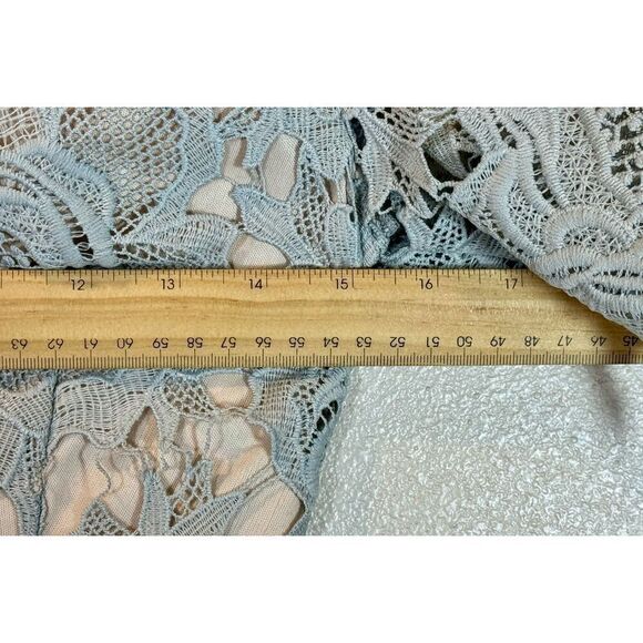 ASTR The Label Short Sleeve V-Neck Lace Short Romper Women's XS - Picture 10 of 10